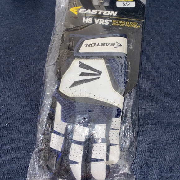 Easton gloves S/P - Picture 8 of 8